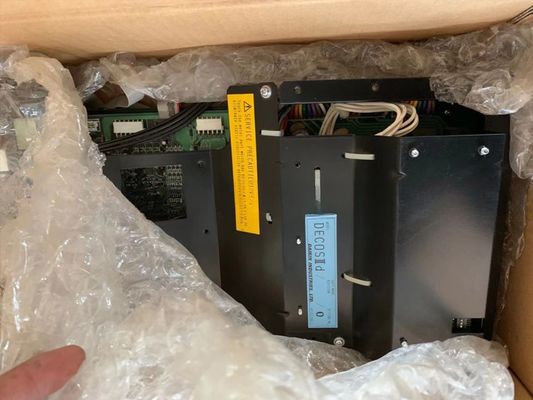 Daikin DECOSIII-Controller-Einheit und bereit für den sofortigen Versand