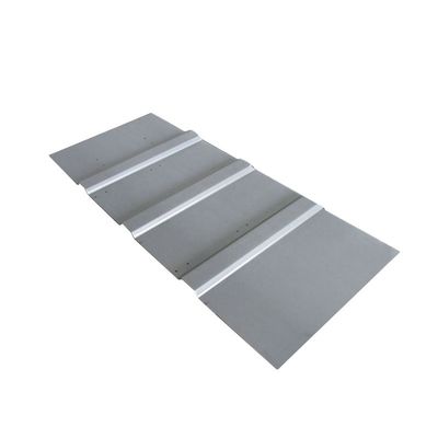 20ft 40ft Dry Cargo Shipping Container Tür Panel 2.0mm Corten Stahl mit anpassbarem Design und folgt Kundennachfrage