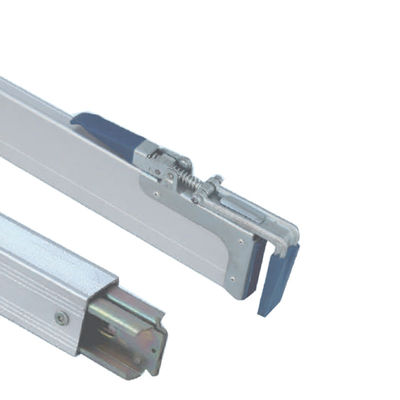 Horizontale oder vertikale Schienen-Lkw-Karosserieteile Ladungsplatte Verstellbarer Aluminium-Rückschieberad