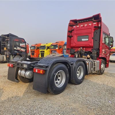 4x2 Traktorkopf Lkw-Motor Standard Dieselbrennstoff Typ 6x4 Traktoranhänger für 10 Reifen Verkauf